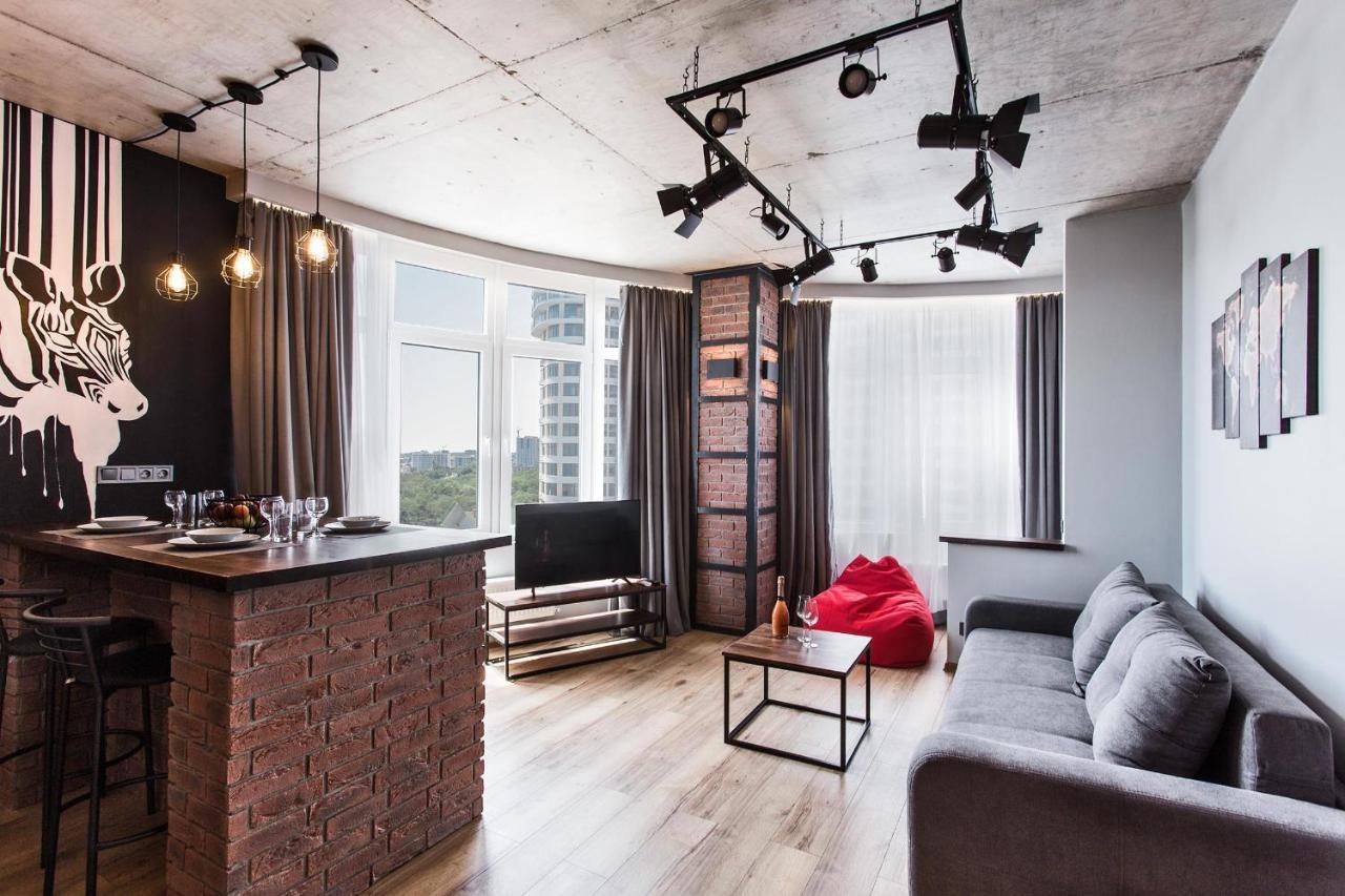 Arcadia Loft Style Apartment Odessa Luaran gambar